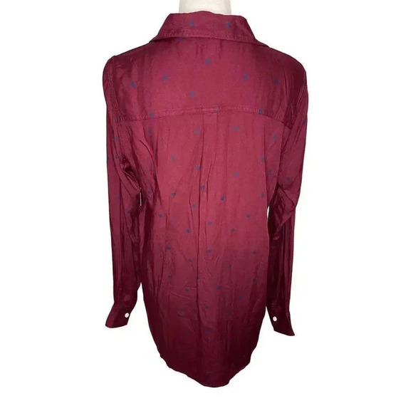 NEW‎ Old Navy Women’s Medium Burgundy & Blue Polka Dot Button Down Tunic NEW - Picture 4 of 5